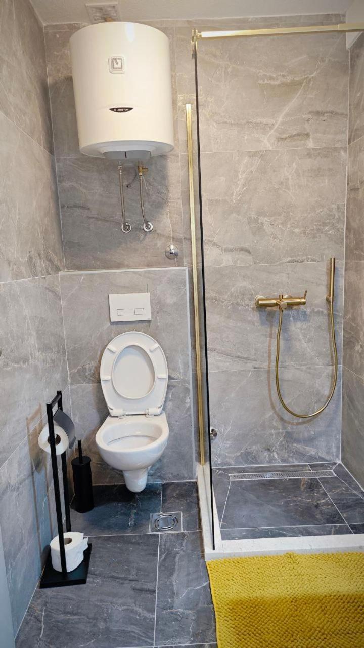ביילה Apartmani Radovic מראה חיצוני תמונה