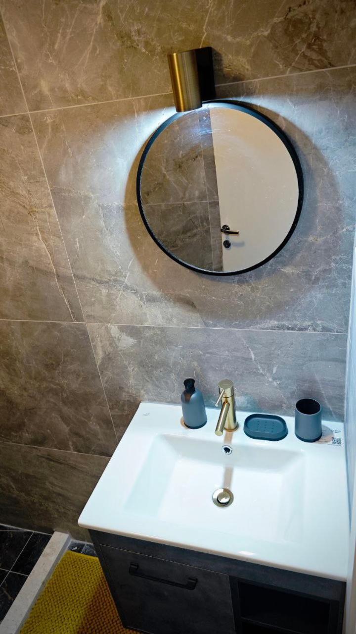 ביילה Apartmani Radovic מראה חיצוני תמונה