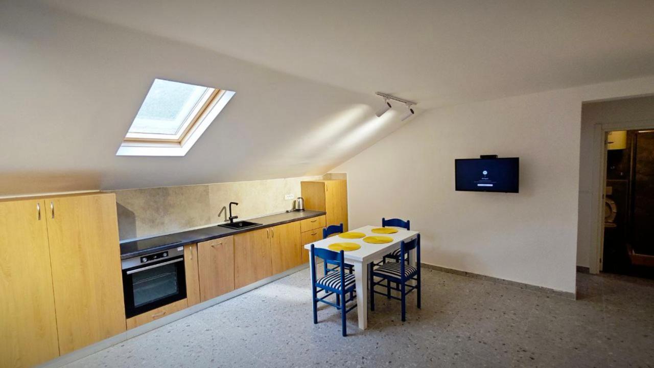 ביילה Apartmani Radovic מראה חיצוני תמונה