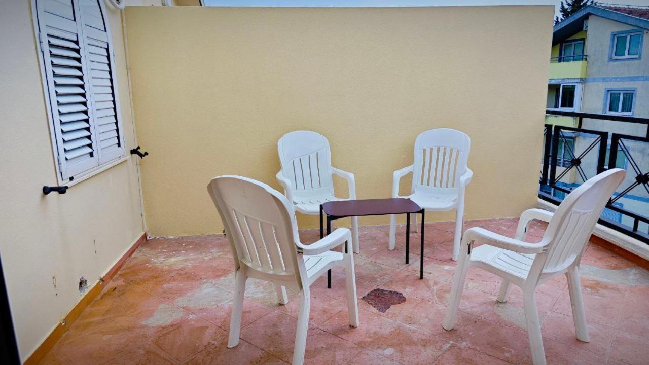 ביילה Apartmani Radovic מראה חיצוני תמונה